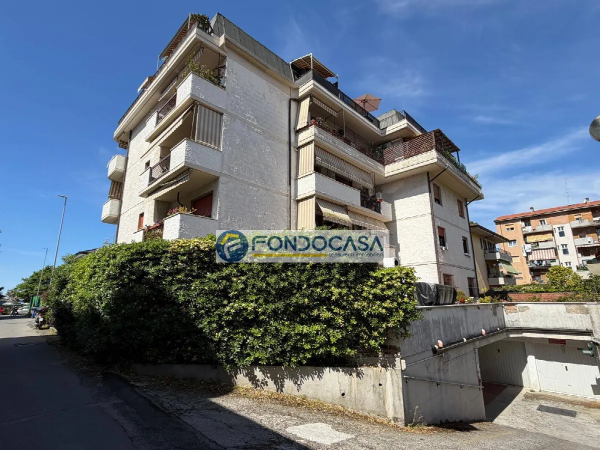 Appartamento in vendita a Massa, Centro, Turano - foto 2
