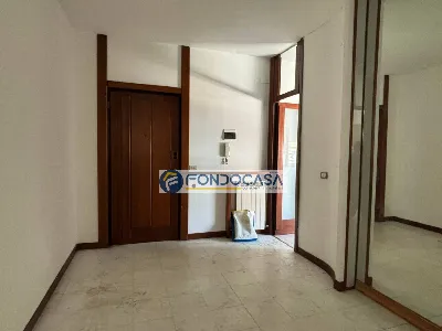 Appartamento in vendita a Massa, Centro, t... - foto 2