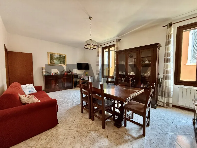 Appartamento in vendita a Cremona, Centro, Dante, Piazza Castello - foto 1