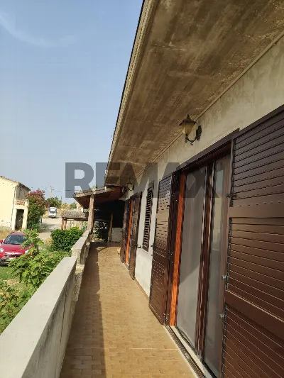 Rustico/Casale in vendita a Loreto Aprutin... - foto 7