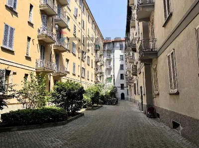 Appartamento in vendita a Milano, Abbiateg... - foto 2