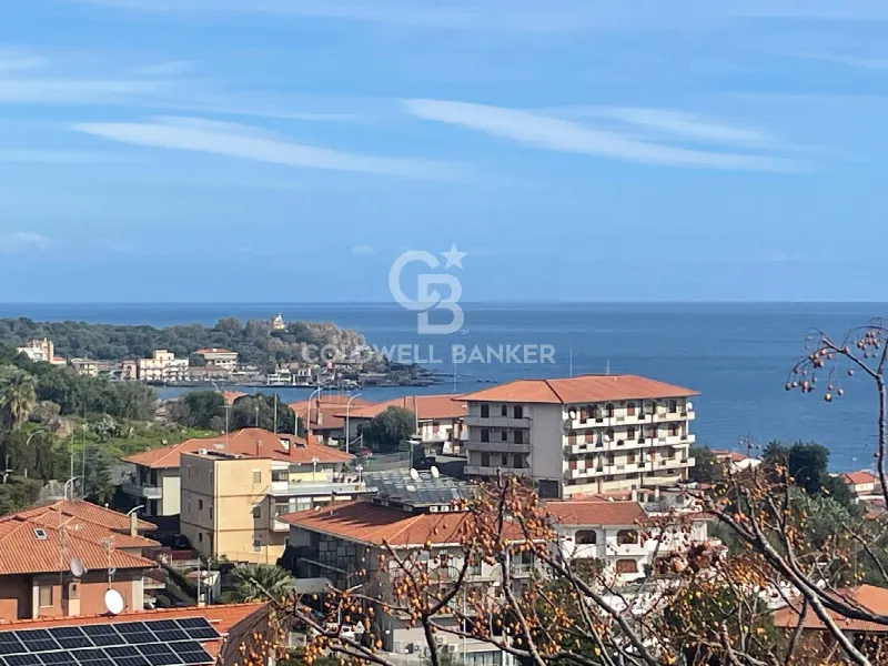 Appartamento in vendita ad Aci Castello - foto 1