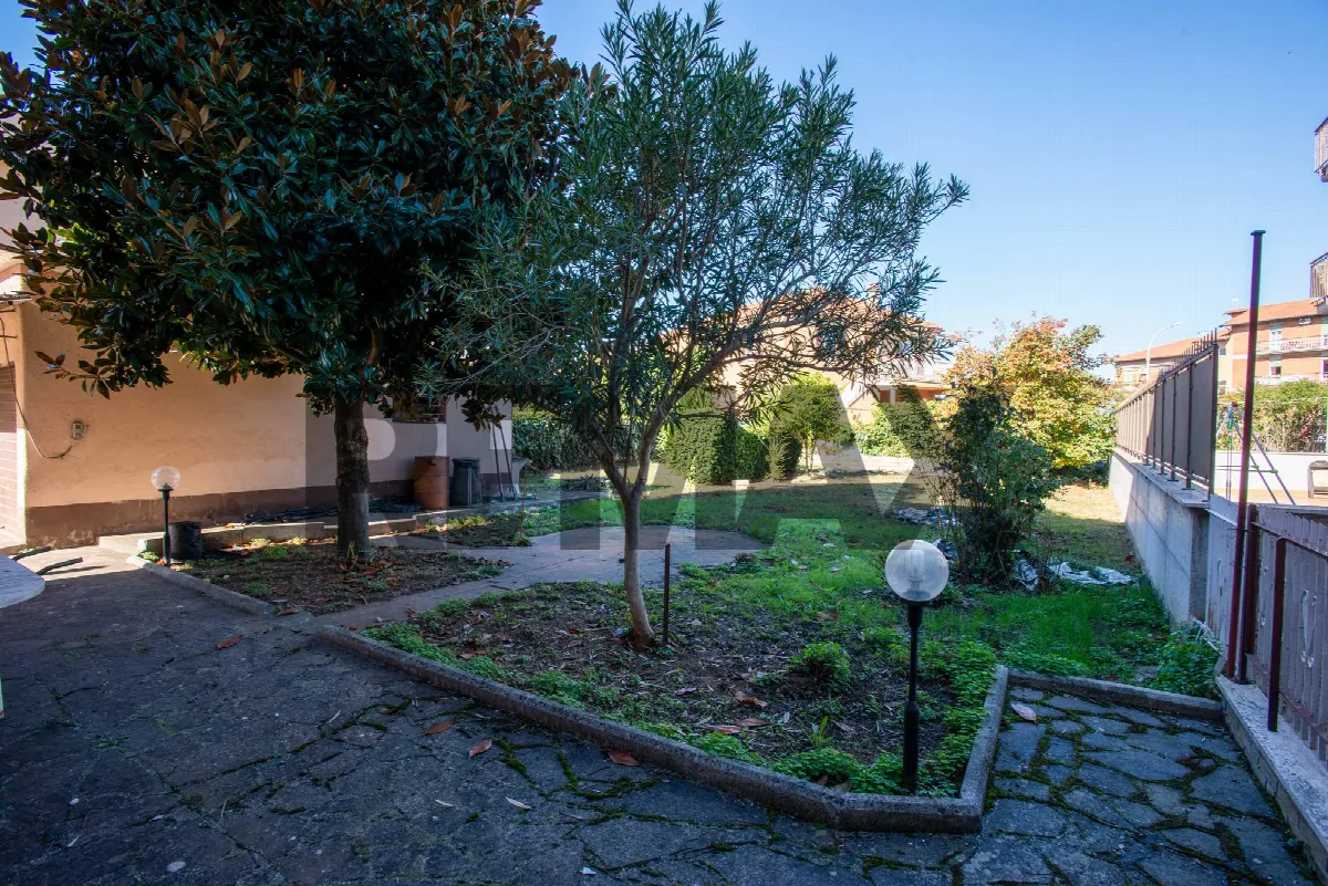 Appartamento in vendita a Roma, Borghesiana, Finocchio - foto 4