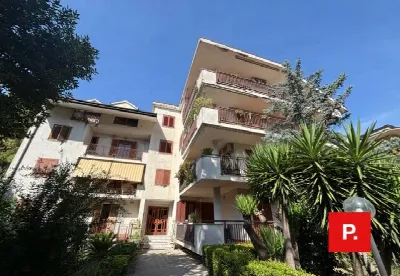 Appartamento in vendita a Caserta, Centro - foto 2
