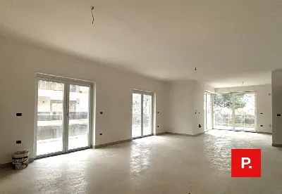 Appartamento in vendita a Caserta, Centro - foto 2