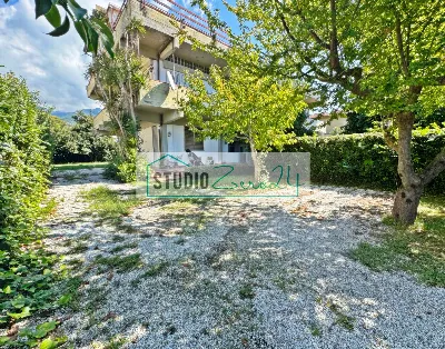 Appartamento in vendita a Montignoso - foto 5