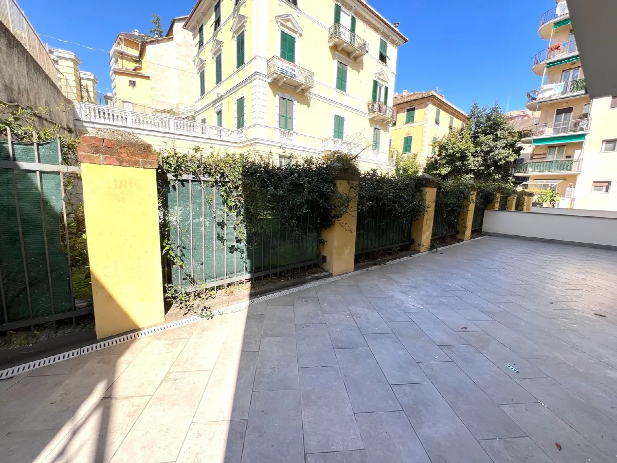 Appartamento in vendita a Genova, Sestri Ponente, Borzoli - foto 2