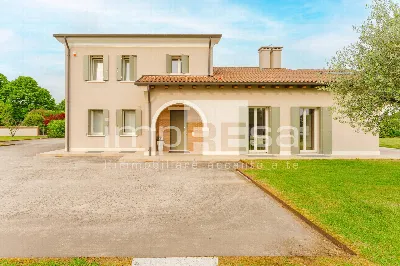 Villa in vendita a Paese - foto 1