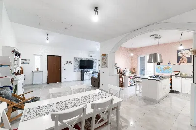 Casa Indipendente in vendita a Guidonia Mo... - foto 5