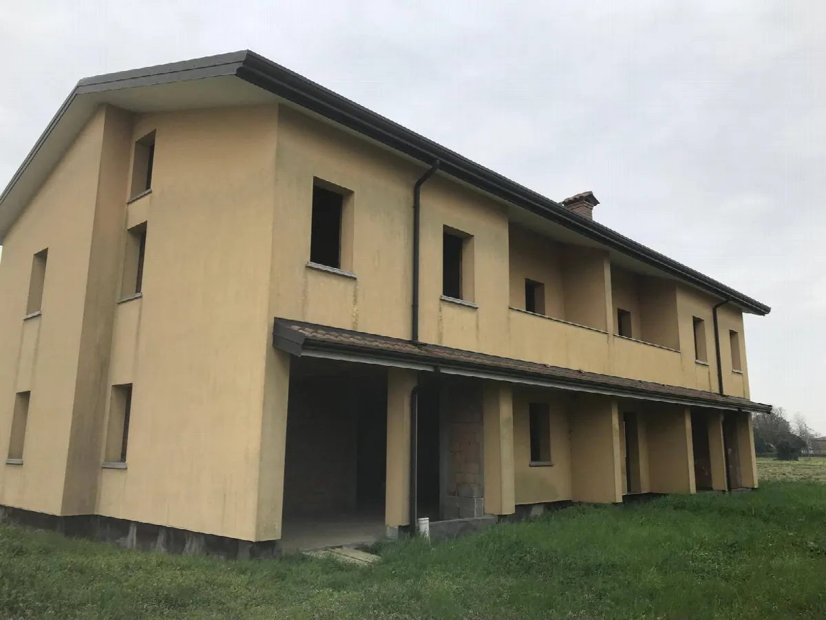 Casa Indipendente in vendita a Ferrara, San Martino, San Bartolomeo - foto 2