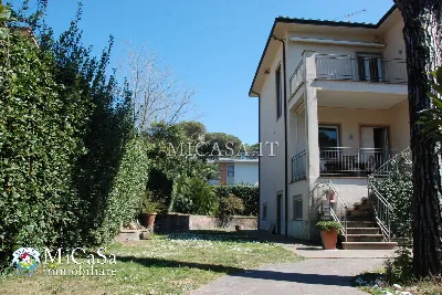 Villa in vendita a Pisa, Marina Di Pisa, T... - foto 2