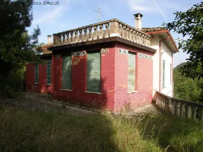 Rustico/Casale in vendita a Venarotta - foto 2