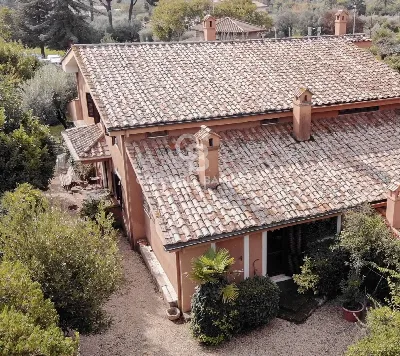 Villa in vendita a Velletri - foto 1