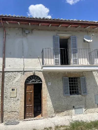 Rustico/Casale in vendita a Preci - foto 2