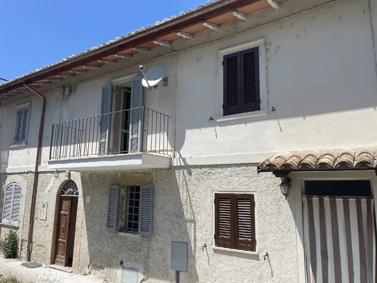 Rustico/Casale in vendita a Preci - foto 3