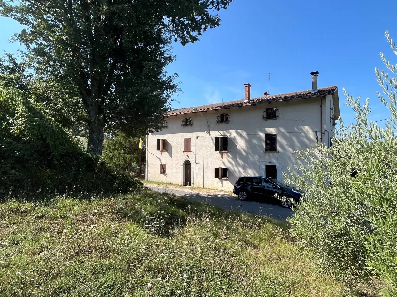 Casa Indipendente in vendita a Gualdo Tadino - foto 1