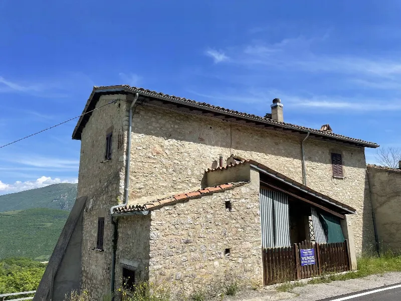 Rustico/Casale in vendita a Cerreto di Spoleto - foto 1