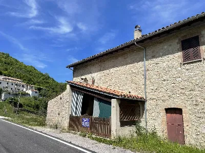 Rustico/Casale in vendita a Cerreto di Spo... - foto 2