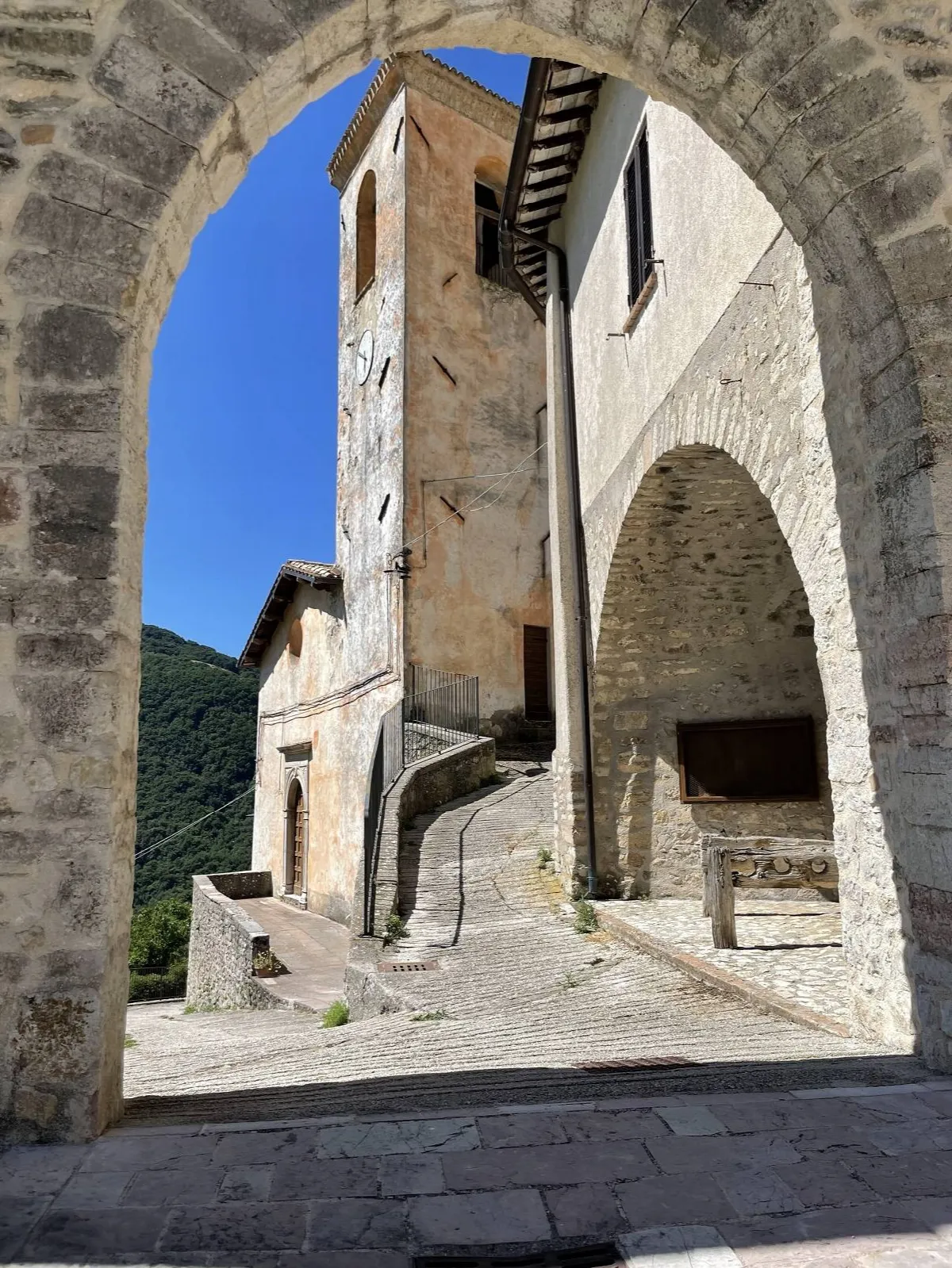 Casa Indipendente in vendita a Sant'Anatolia di Narco - foto 3