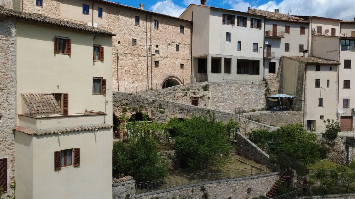 Casa Indipendente in vendita a Cerreto di Spoleto - foto 3