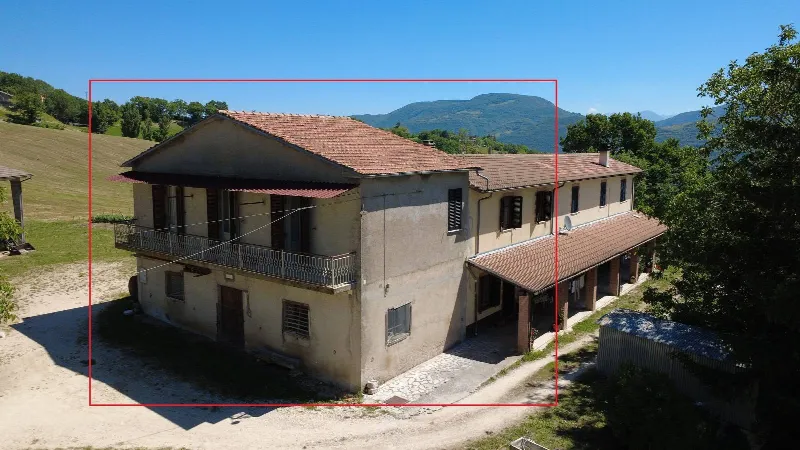 Rustico/Casale in vendita a Cerreto di Spoleto - foto 1