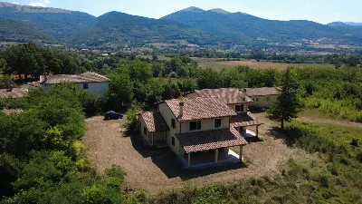 Villa in vendita a Nocera Umbra - foto 7