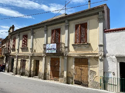 Casa Indipendente in vendita a Ariano Irpi... - foto 2