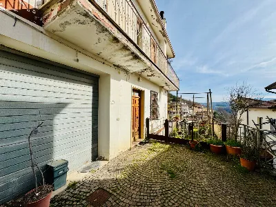Casa Indipendente in vendita a Luogosano - foto 2