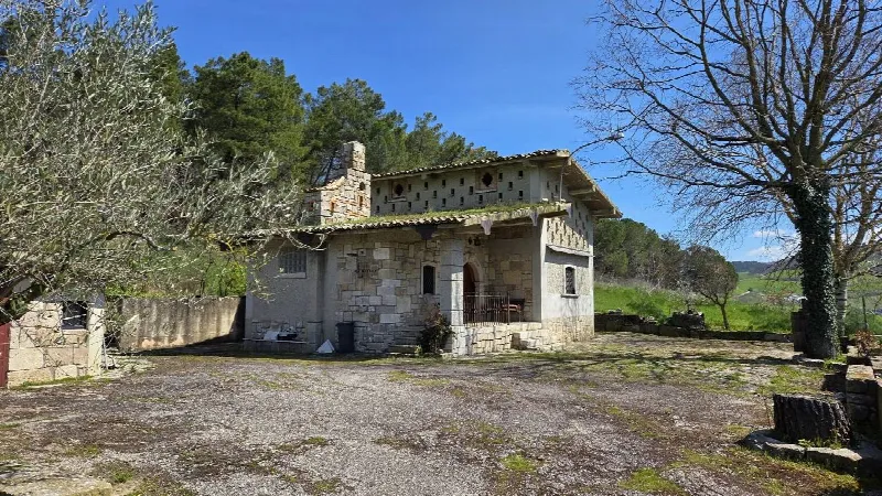 Villa in vendita a Vallesaccarda - foto 1