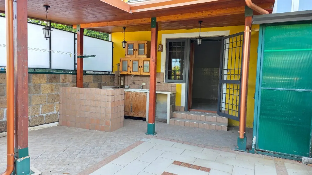 Casa Indipendente in vendita a Pratola Serra - foto 4