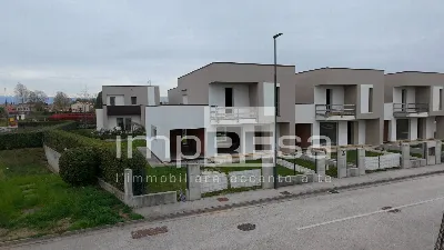 Villa in vendita a Paese - foto 2