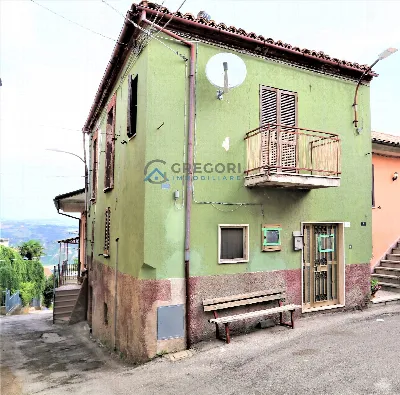 Casa Indipendente in vendita a Basciano - foto 1
