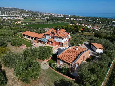 Villa in vendita a Mosciano Sant'Angelo - foto 2