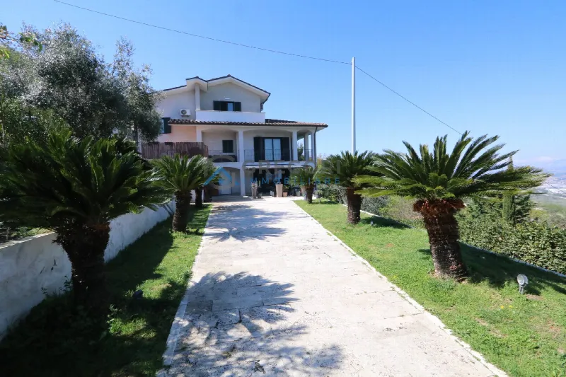 Casa Indipendente in vendita a Colonnella - foto 1