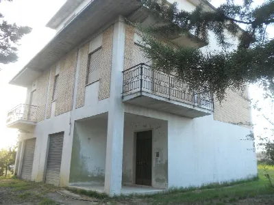 Rustico/Casale in vendita a Offida - foto 9