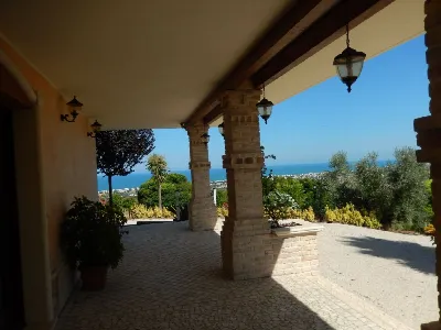 Villa in vendita a Colonnella - foto 1
