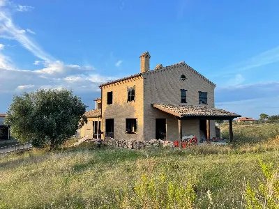 Rustico/Casale in vendita a Cupra Marittim... - foto 1