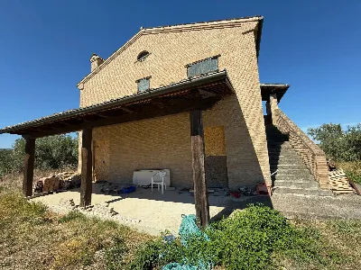 Rustico/Casale in vendita a Cupra Marittim... - foto 3