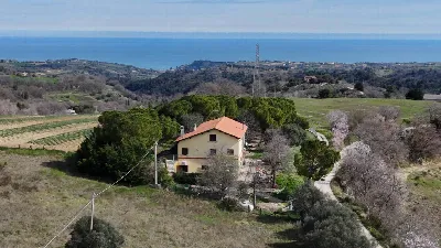 Rustico/Casale in vendita a Ripatransone - foto 2