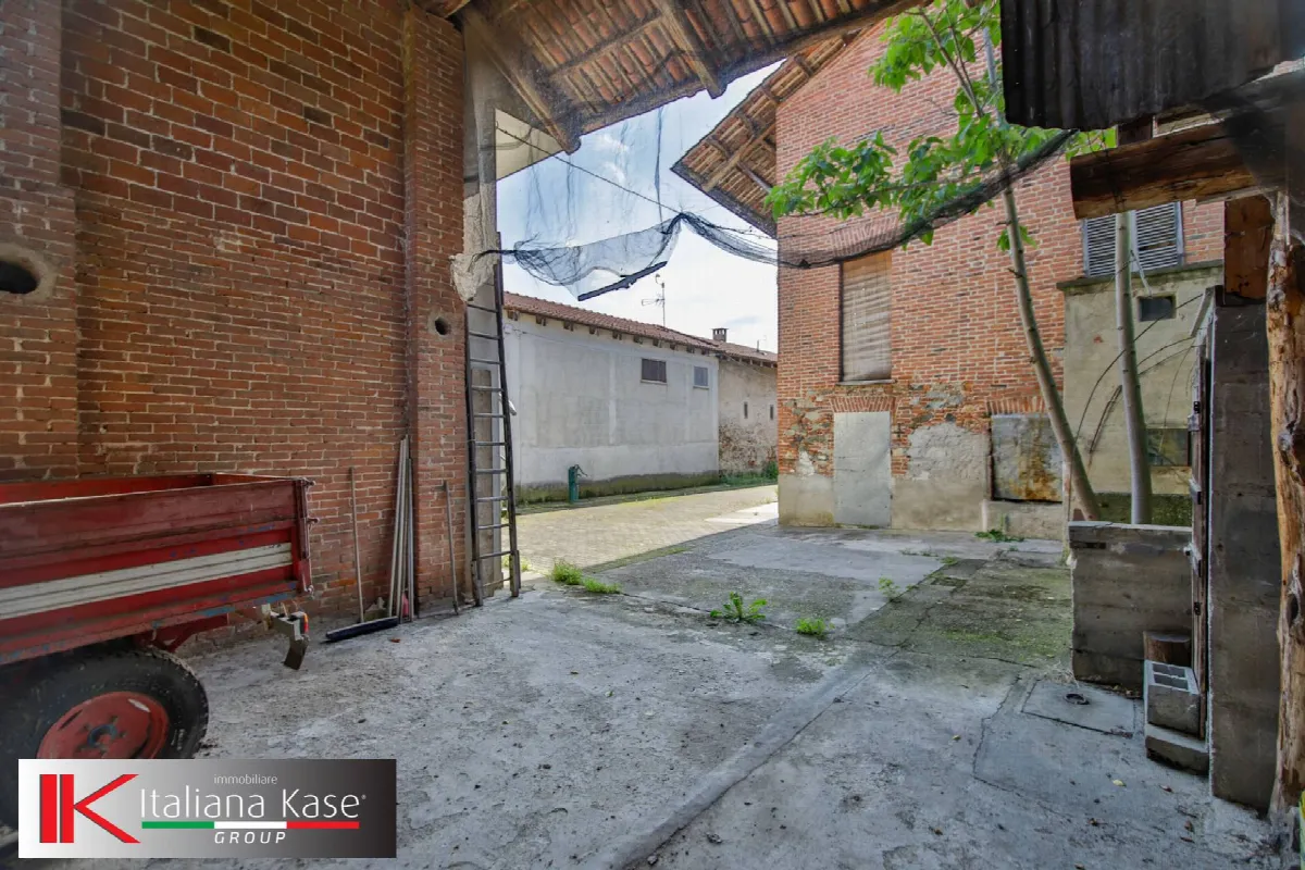 Casa Indipendente in vendita a Cuceglio - foto 5