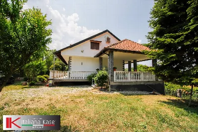 Villa in vendita a Lauriano - foto 1
