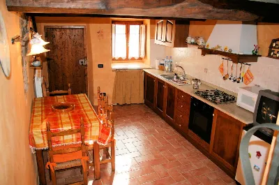 Casa Indipendente in vendita a Pescia - foto 4