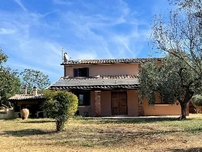 Villa in vendita a Pitigliano - foto 1