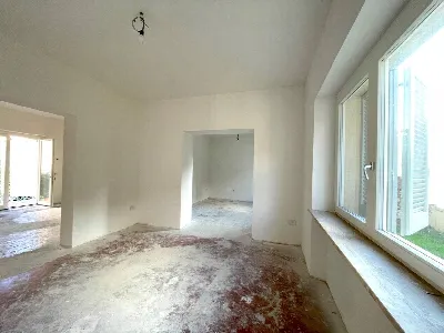 Casa Indipendente in vendita a Pescia - foto 9