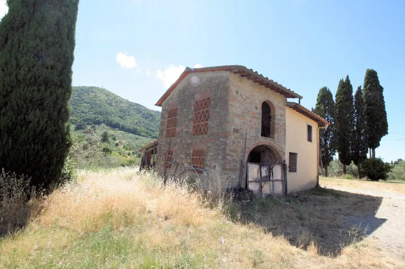 Rustico/Casale in vendita a Quarrata - foto 1