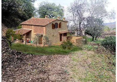 Rustico/Casale a Volterra