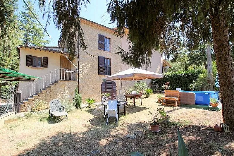 Rustico/Casale in vendita a Volterra - foto 1