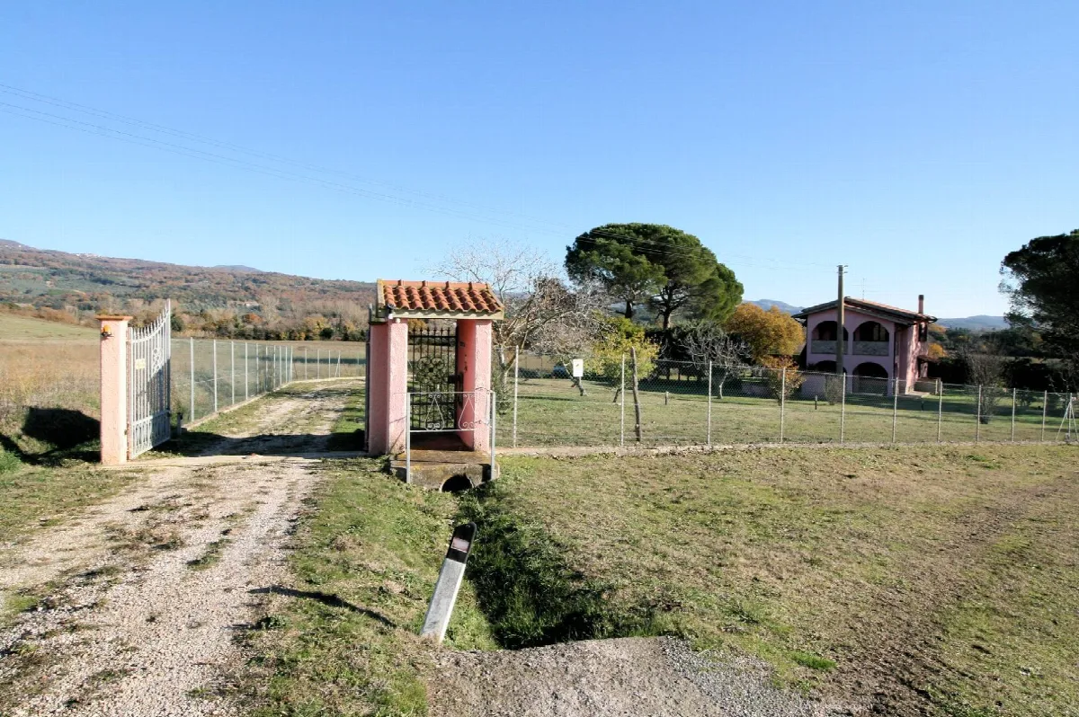 Rustico/Casale in vendita a Roccastrada - foto 2
