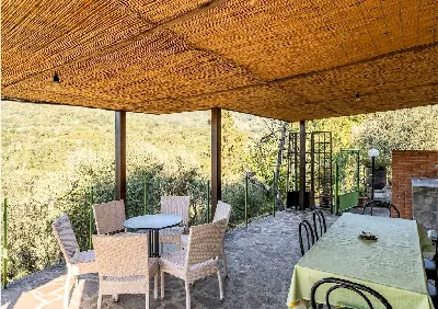 Rustico/Casale in vendita a Pescia - foto 2