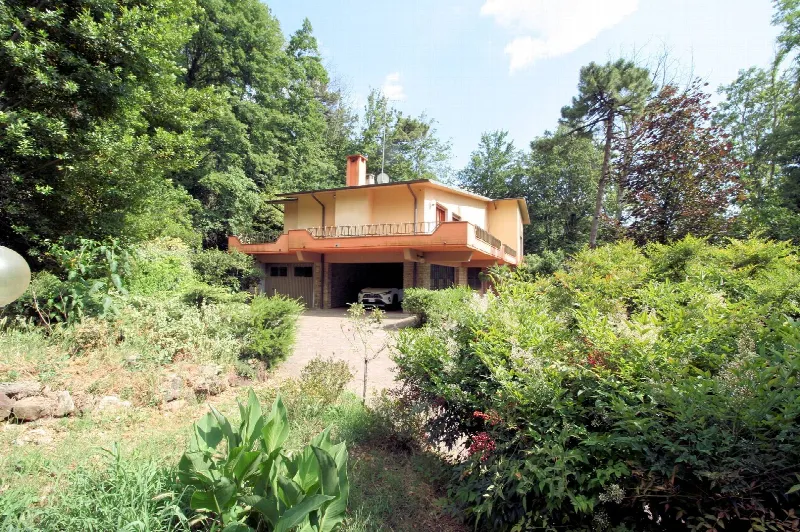 Villa in vendita a Montemurlo - foto 1